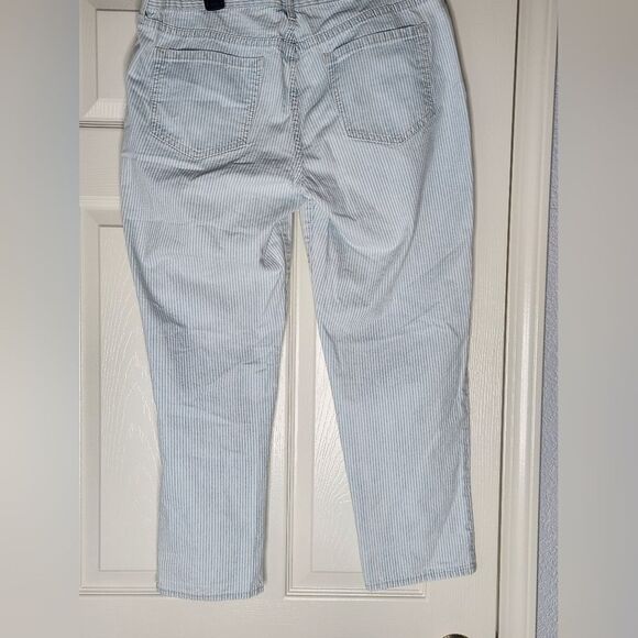 Old Navy Boyfriend 12 StripedBlueWhite FullLength 100%Cotton Pockets Women Pants - Picture 7 of 8